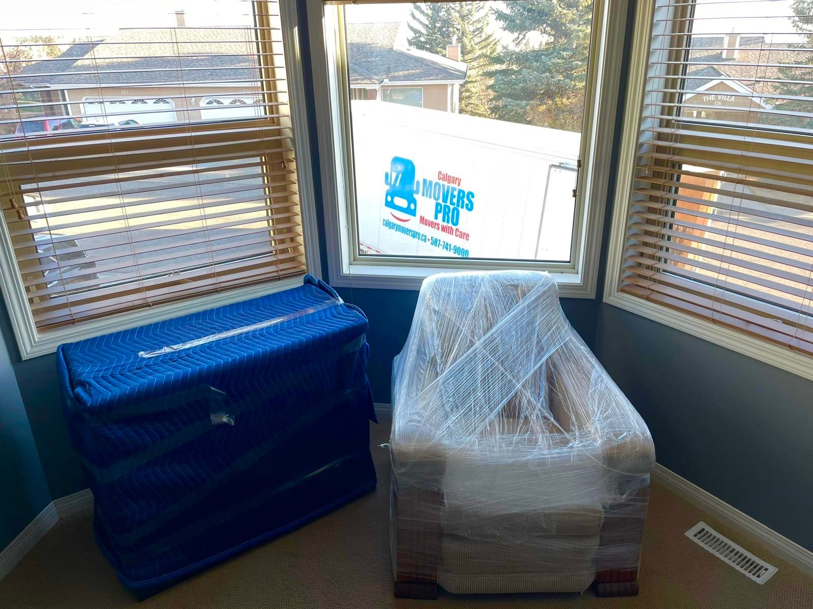 Calgary Movers Pro Furniture Wrapping Service